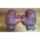 Antiguos guantes de box