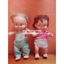 Muñecos gemelos