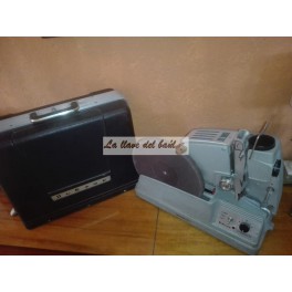 Antiguo proyector de transparecias